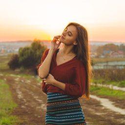 people-in-the-fall-rck4llny3yvu60z69bijh4vesp3viq5leujxkj105c